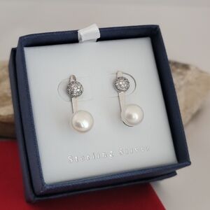 ❤️925 Lovely Sterling Silver Fresh-Water Pearl and CZ Earrings! 👌🎁